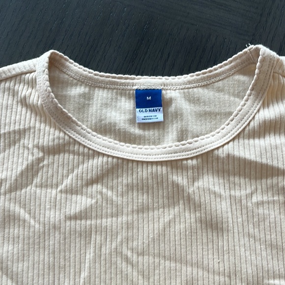 Old Navy tee! - Picture 2 of 2